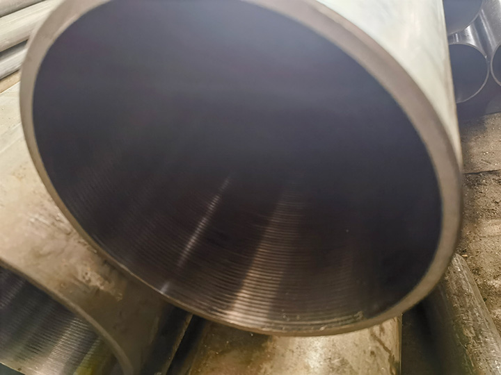Rolling a steel cylinder